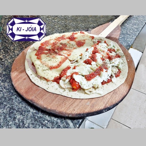 Antes do forno - Pizzaria Ki Jóia